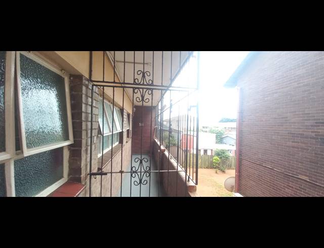 2 BEDROOM APARTMENT FOR SALE IN UMBILO